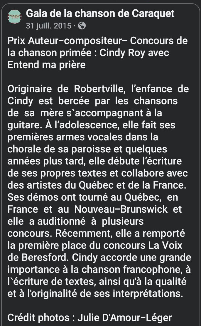 Billet du Gala de la chanson de Caraquet du 31 juillet 2015 annonçant le Prix Auteur-compositeur remis à Cindy Roy pour « Entend ma prière », avec sa biographie officielle — crédit photos : Julie D’Amour-Léger